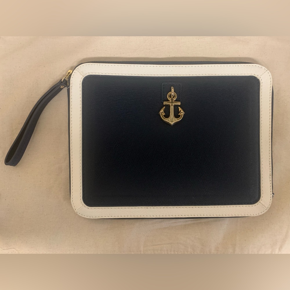 NWT - Juicy Couture - Blue - Leni Anchor Charm Leather - Zip Case Wristlet